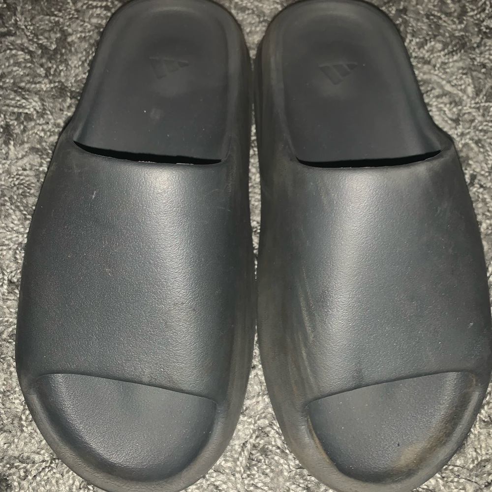 Slate Grey Yeezy Slides
